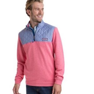 Vineyard vines performance quilted sheep shirt.